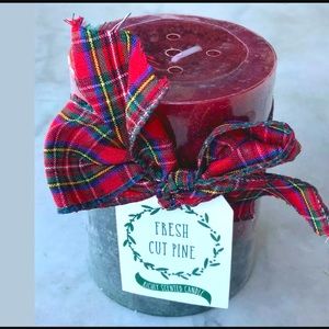 DW HOME FRESH CUT PINE PILLAR CANDLE RICHLY SCENT